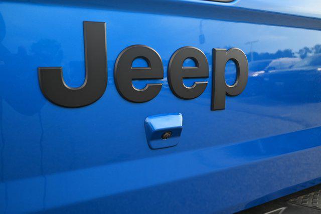 new 2025 Jeep Gladiator car, priced at $39,785