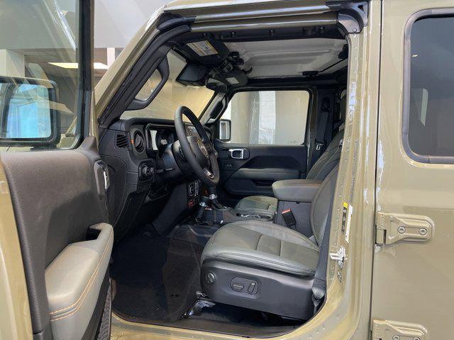new 2025 Jeep Gladiator car, priced at $53,370