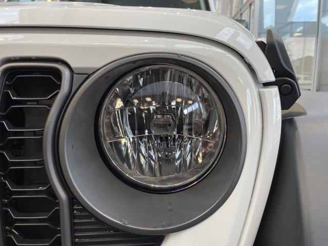 new 2025 Jeep Wrangler car, priced at $47,545