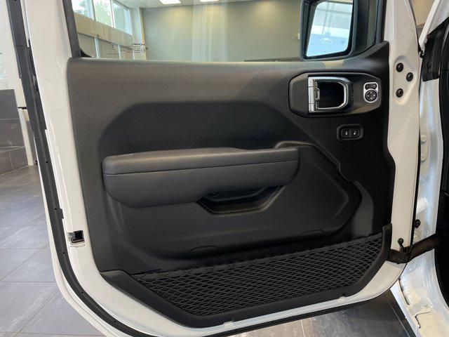 new 2025 Jeep Wrangler car, priced at $47,545