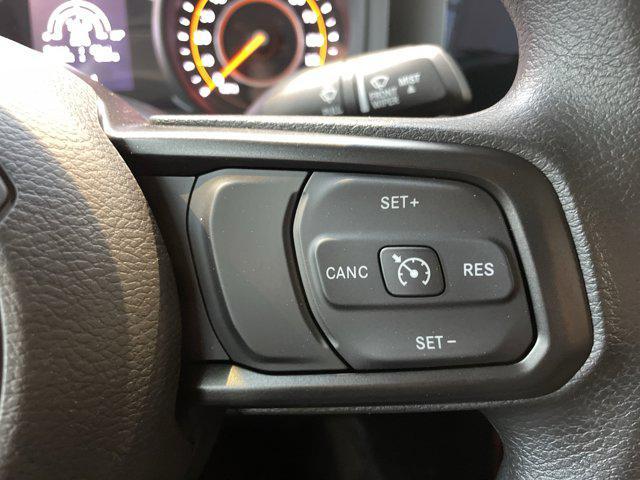 new 2025 Jeep Gladiator car, priced at $42,680
