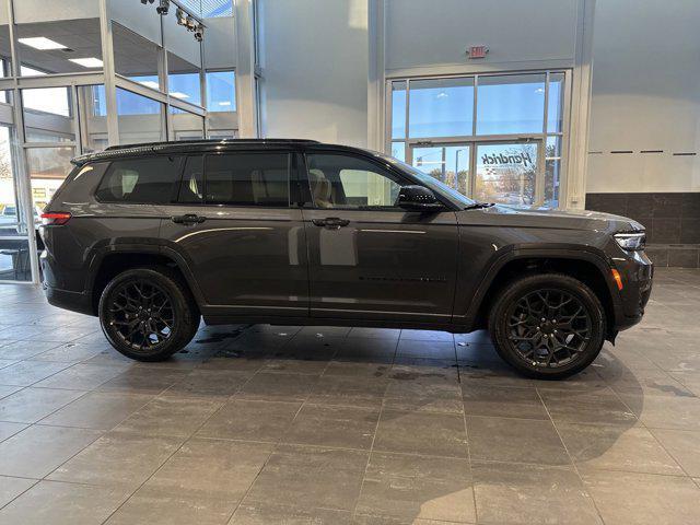 new 2025 Jeep Grand Cherokee L car, priced at $70,125
