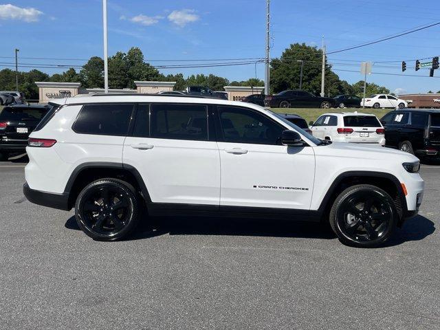 new 2024 Jeep Grand Cherokee L car, priced at $53,040