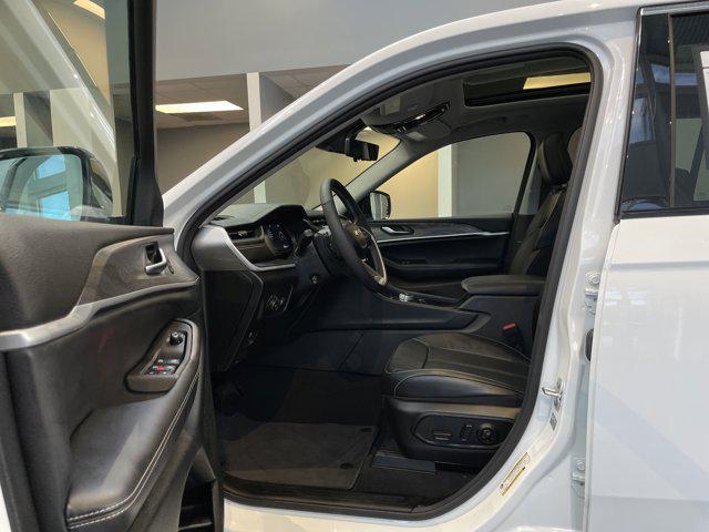 used 2024 Jeep Grand Cherokee car, priced at $41,986