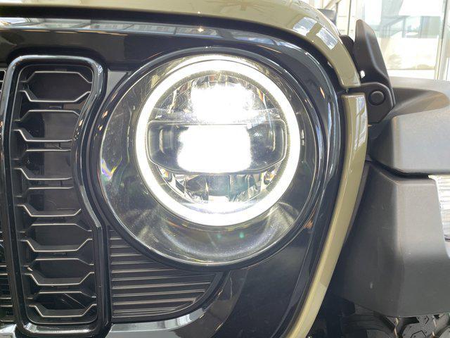 new 2025 Jeep Wrangler car, priced at $46,475