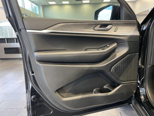 new 2025 Jeep Grand Cherokee L car, priced at $50,007