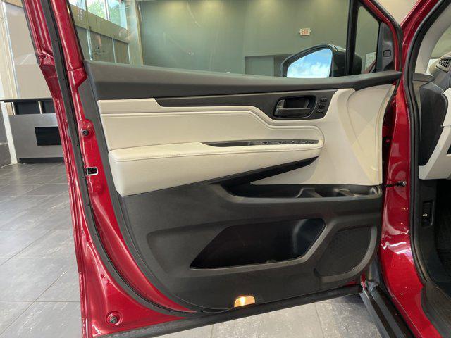 used 2025 Honda Odyssey car, priced at $43,659