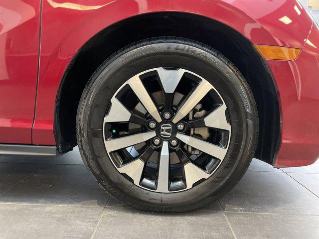 used 2025 Honda Odyssey car, priced at $43,659