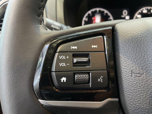used 2025 Honda Odyssey car, priced at $43,659