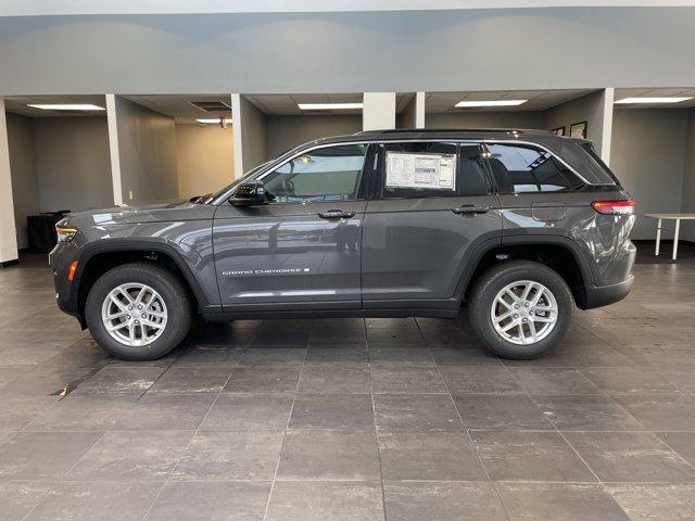 new 2025 Jeep Grand Cherokee car, priced at $40,522