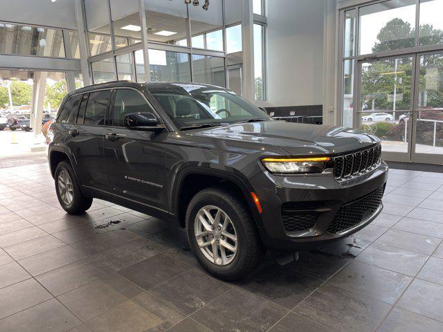 new 2025 Jeep Grand Cherokee car, priced at $40,522