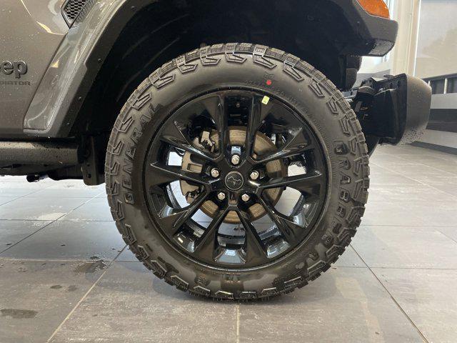 new 2025 Jeep Gladiator car, priced at $37,885