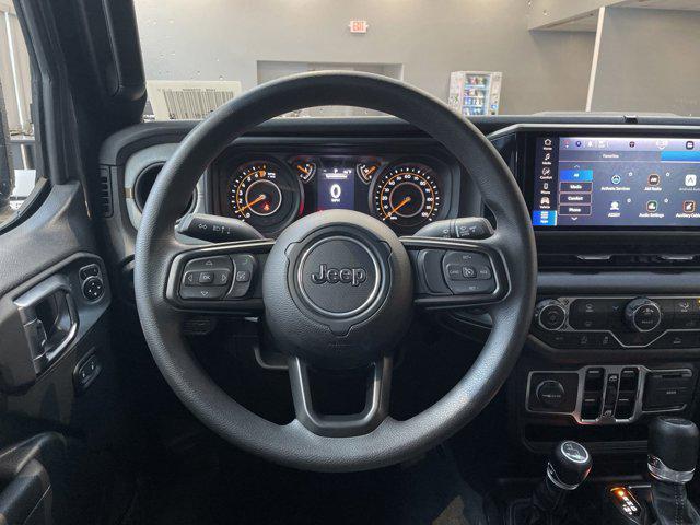 new 2025 Jeep Gladiator car, priced at $37,885