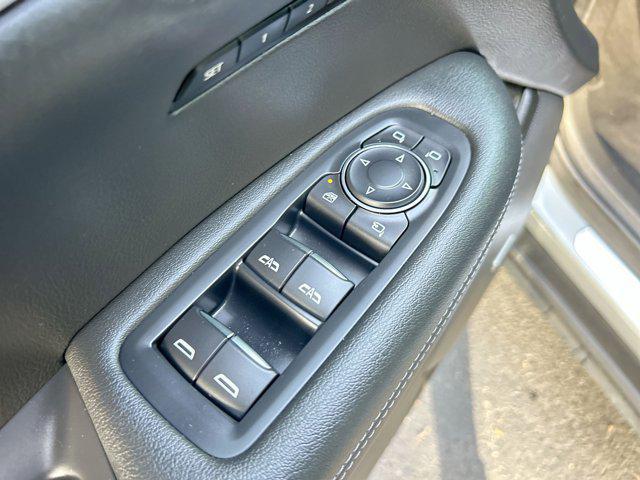used 2023 Cadillac XT6 car, priced at $40,945