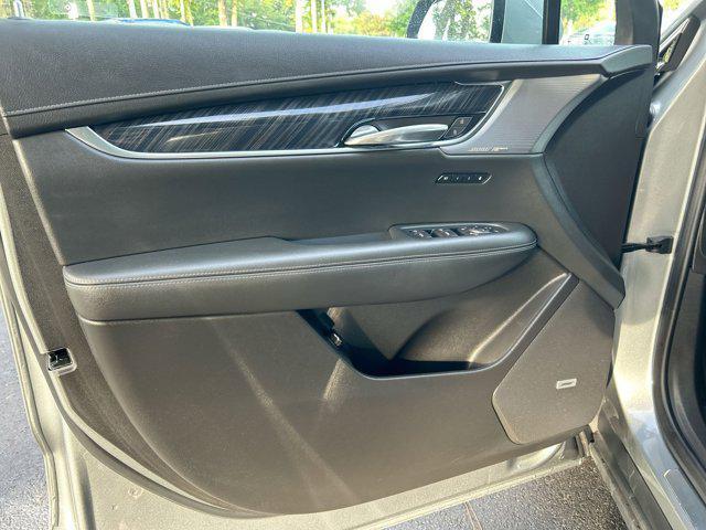 used 2023 Cadillac XT6 car, priced at $40,945
