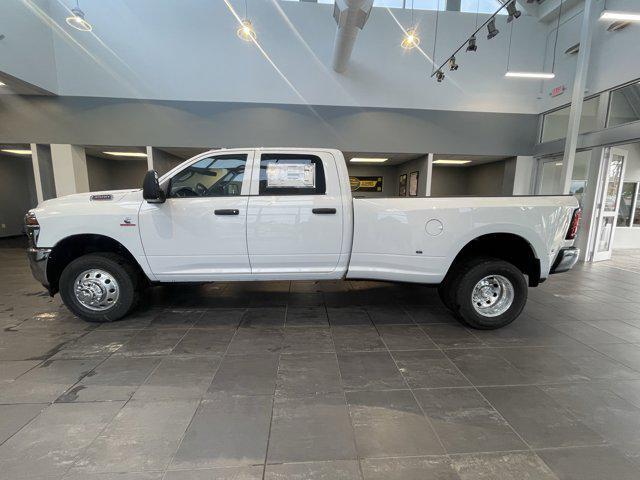 new 2025 Ram 3500 car, priced at $66,633