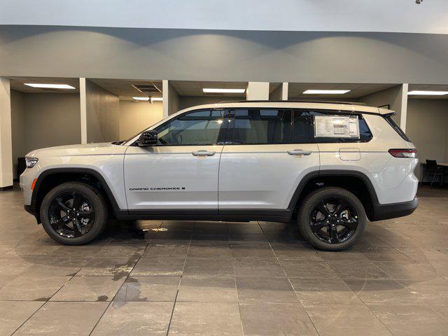 new 2025 Jeep Grand Cherokee L car, priced at $50,007