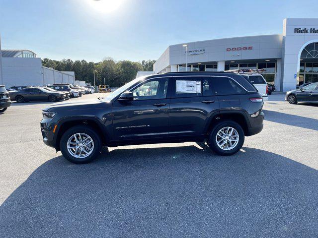 new 2025 Jeep Grand Cherokee car, priced at $38,175