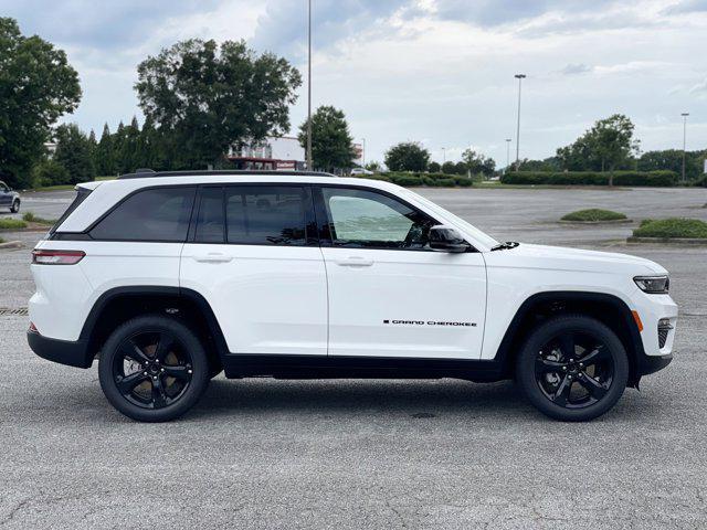 new 2024 Jeep Grand Cherokee car, priced at $45,440