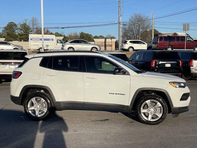 new 2024 Jeep Compass car, priced at $30,999