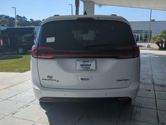 new 2024 Chrysler Pacifica car, priced at $46,415