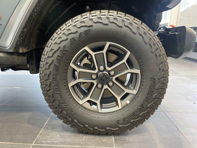 new 2025 Jeep Gladiator car, priced at $56,460