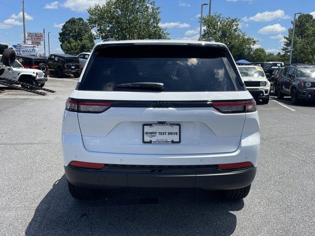 new 2024 Jeep Grand Cherokee car, priced at $44,330