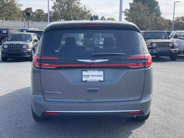 new 2025 Chrysler Pacifica car, priced at $40,969