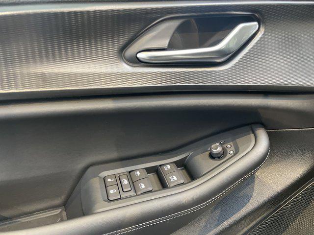 new 2025 Jeep Grand Cherokee L car, priced at $42,179