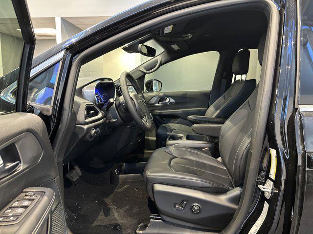 new 2025 Chrysler Voyager car, priced at $40,113