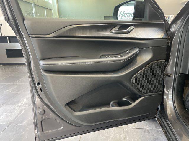 new 2025 Jeep Grand Cherokee L car, priced at $38,420