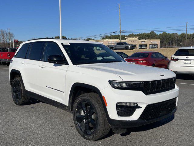 new 2025 Jeep Grand Cherokee car, priced at $49,865