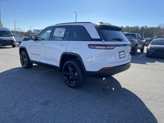 new 2025 Jeep Grand Cherokee car, priced at $49,865