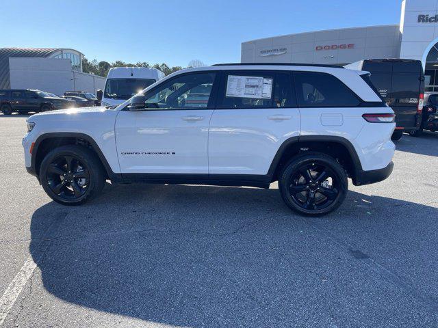 new 2025 Jeep Grand Cherokee car, priced at $49,865