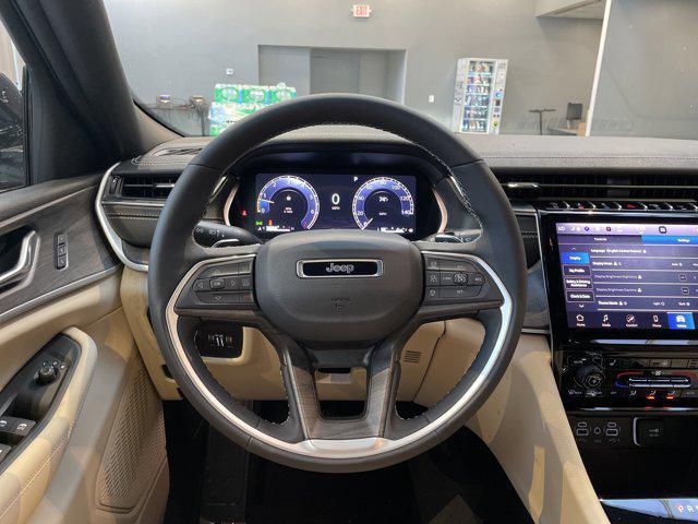 new 2025 Jeep Grand Cherokee car, priced at $43,720