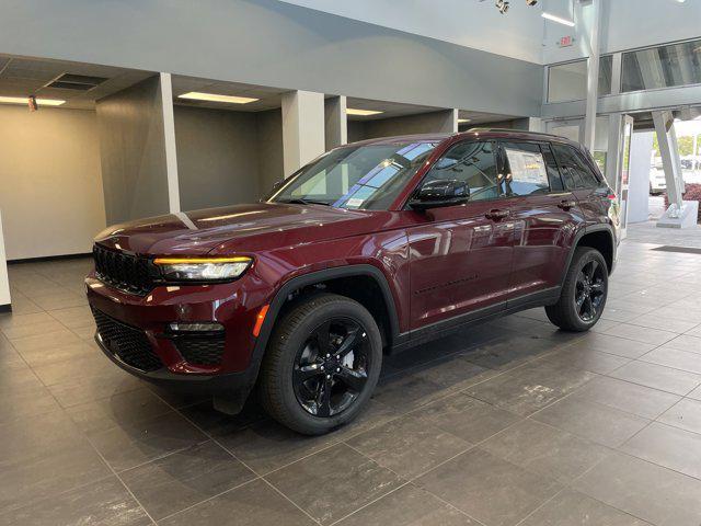new 2025 Jeep Grand Cherokee car, priced at $43,720
