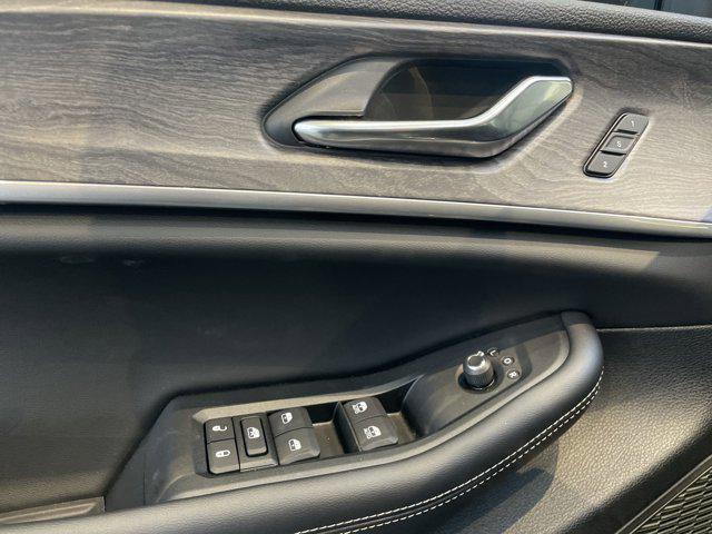 new 2025 Jeep Grand Cherokee L car, priced at $51,060