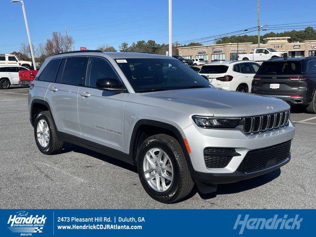 new 2025 Jeep Grand Cherokee car, priced at $37,175