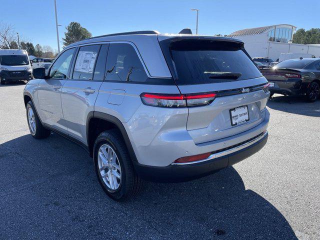 new 2025 Jeep Grand Cherokee car, priced at $37,175