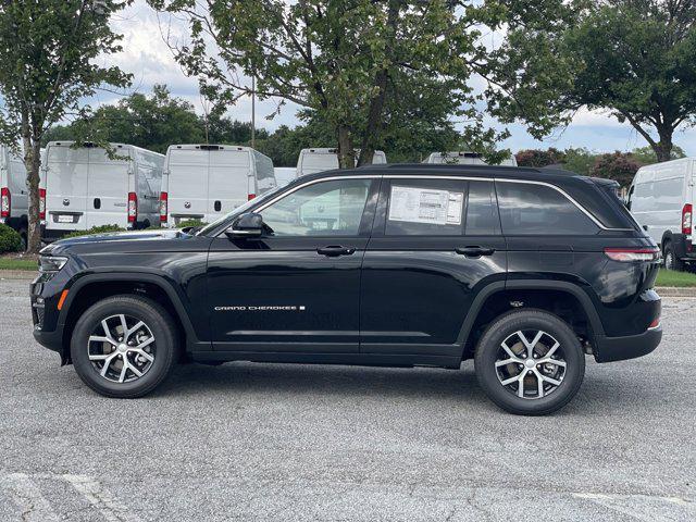 new 2024 Jeep Grand Cherokee car, priced at $43,295