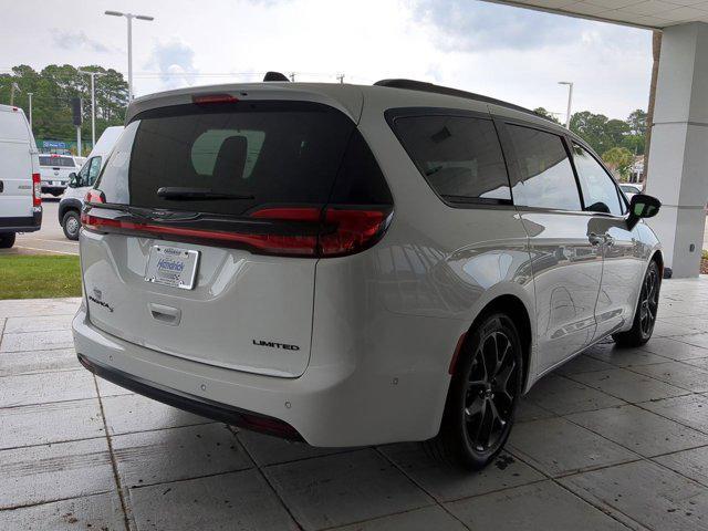 new 2024 Chrysler Pacifica car, priced at $46,415