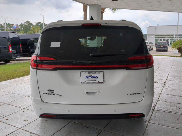 new 2024 Chrysler Pacifica car, priced at $46,415