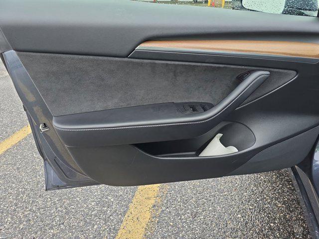 used 2022 Tesla Model 3 car, priced at $25,911