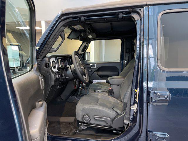 new 2025 Jeep Gladiator car, priced at $44,187