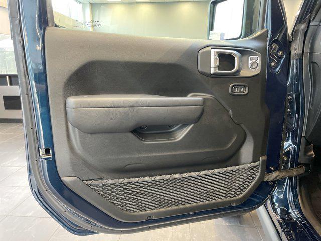 new 2025 Jeep Gladiator car, priced at $44,187