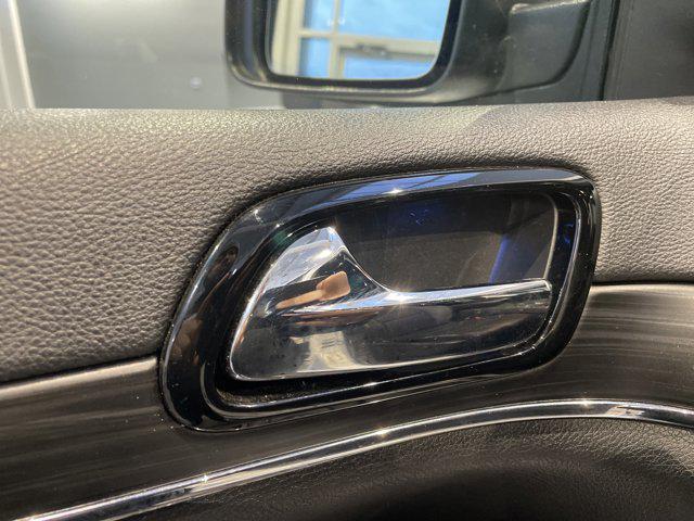 used 2021 Jeep Grand Cherokee car, priced at $27,989