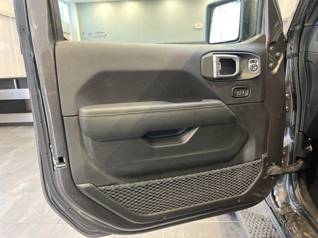 new 2025 Jeep Wrangler car, priced at $57,715