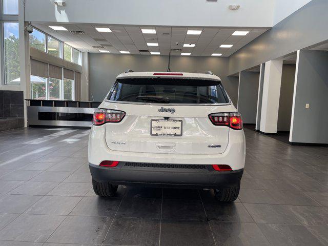 new 2025 Jeep Compass car, priced at $28,915