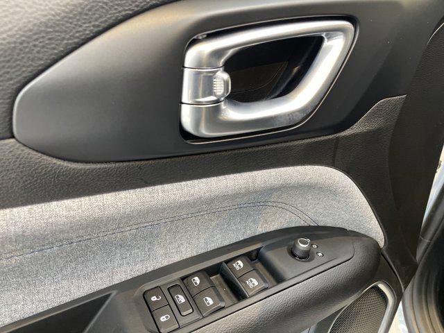 new 2025 Jeep Compass car, priced at $28,915