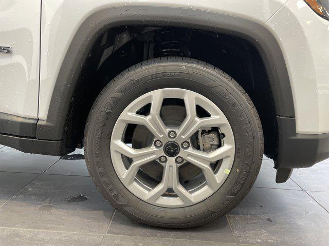 new 2025 Jeep Compass car, priced at $28,915
